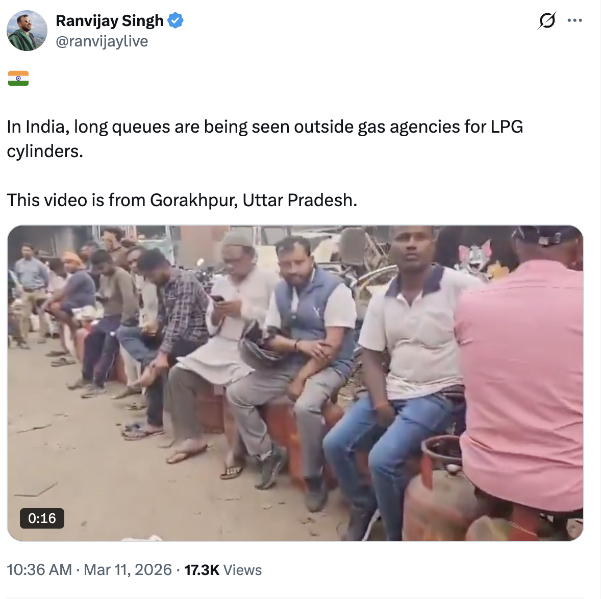 Ranvijay Singh on X: In India, long queues are being seen outside gas agencies for LPG cylinders.